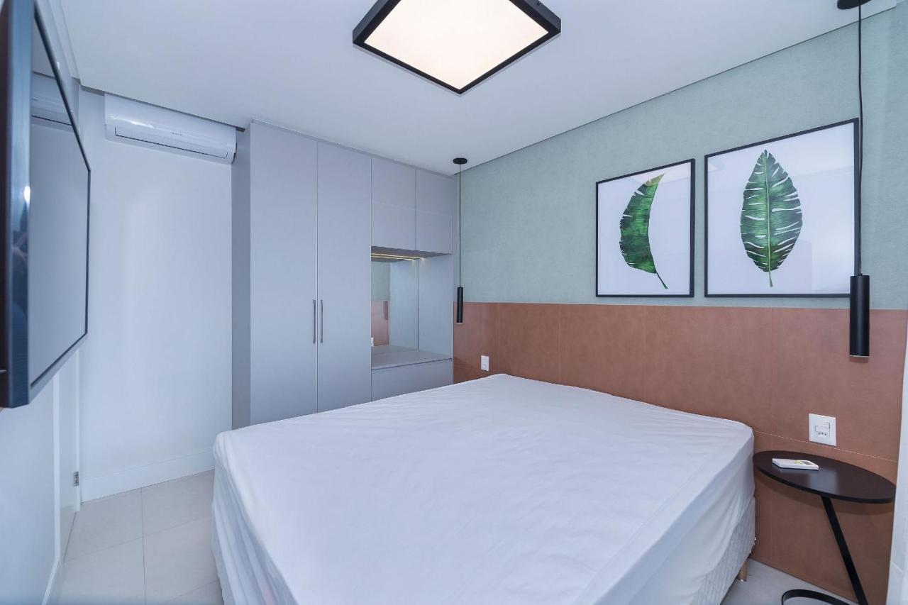 Adra 301 - Apartamento No Centro De Bombinhas - Rooftop Com Piscina E Academia - A Poucos Metros Da Praia - 外观 照片