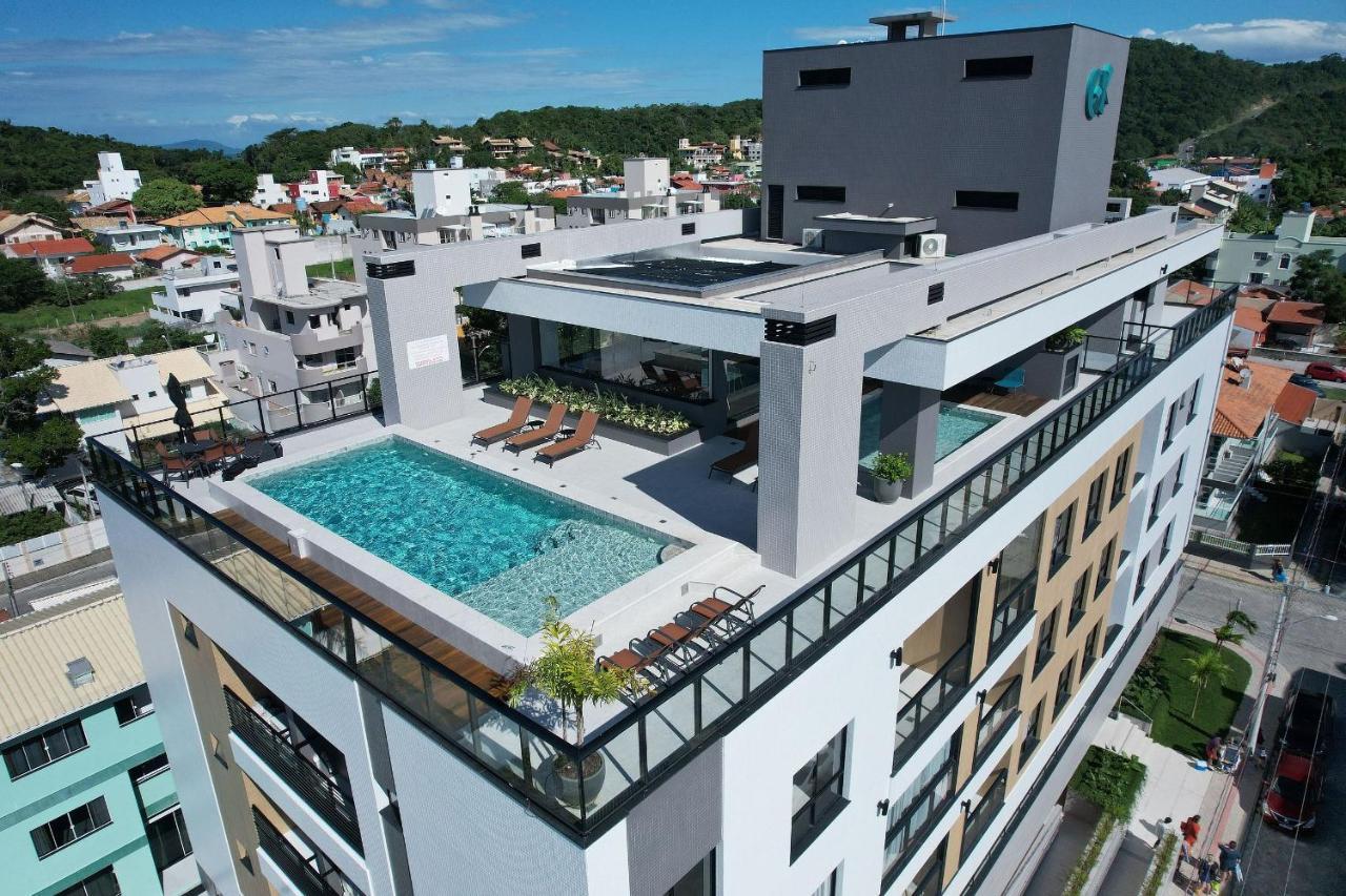 Adra 301 - Apartamento No Centro De Bombinhas - Rooftop Com Piscina E Academia - A Poucos Metros Da Praia - 外观 照片