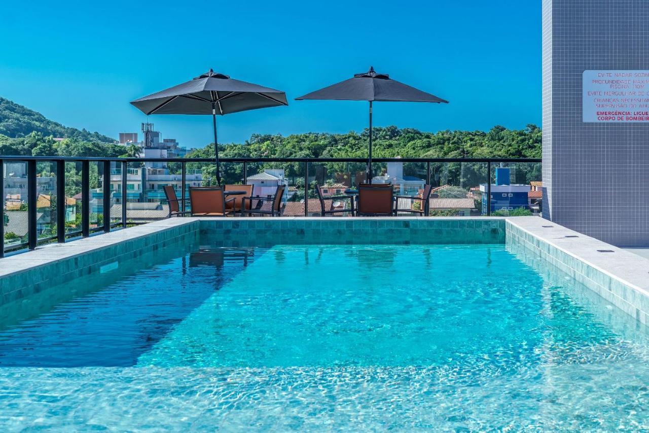 Adra 301 - Apartamento No Centro De Bombinhas - Rooftop Com Piscina E Academia - A Poucos Metros Da Praia - 外观 照片